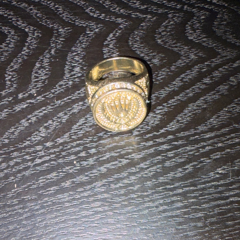 Elegant Gold and Silver Ring